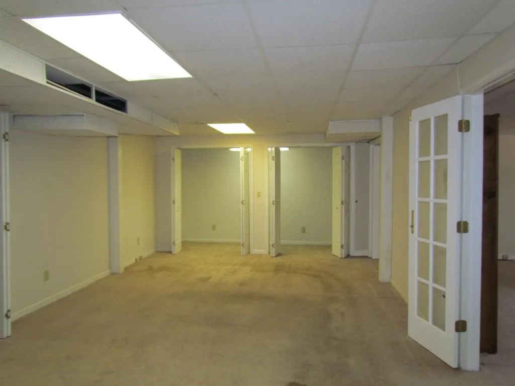 7600 Hunters Woods Drive, Sandy Springs, Georgia 30350, 4 Bedrooms Bedrooms, ,3 BathroomsBathrooms,Residential,Sold,7600 Hunters Woods Drive,5729669