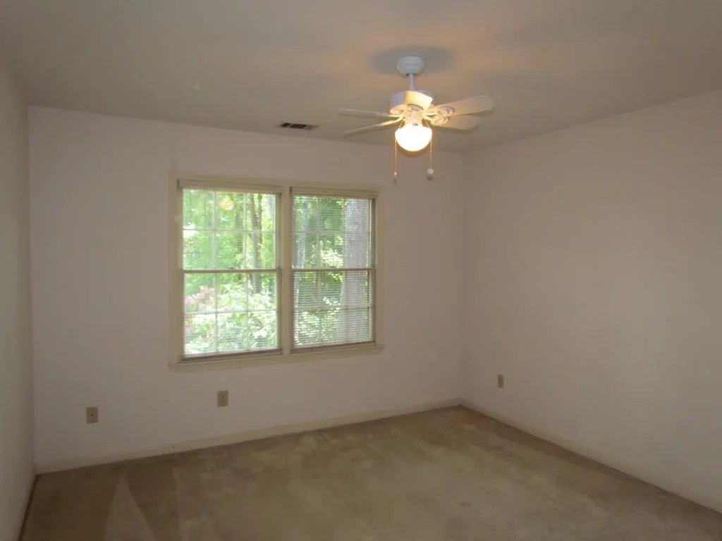 7600 Hunters Woods Drive, Sandy Springs, Georgia 30350, 4 Bedrooms Bedrooms, ,3 BathroomsBathrooms,Residential,Sold,7600 Hunters Woods Drive,5729669