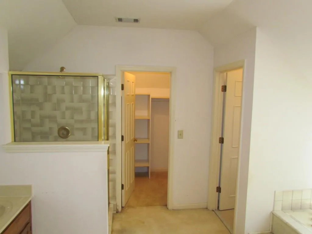 7600 Hunters Woods Drive, Sandy Springs, Georgia 30350, 4 Bedrooms Bedrooms, ,3 BathroomsBathrooms,Residential,Sold,7600 Hunters Woods Drive,5729669