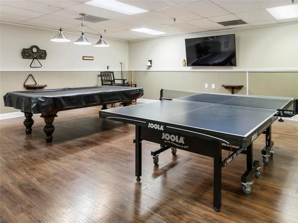 300 Johnson Ferry Road Ne Unit B913, Sandy Springs, Georgia 30328, 2 Bedrooms Bedrooms, ,2 BathroomsBathrooms,Residential,Sold,300 Johnson Ferry Road Ne Unit B913,7113443