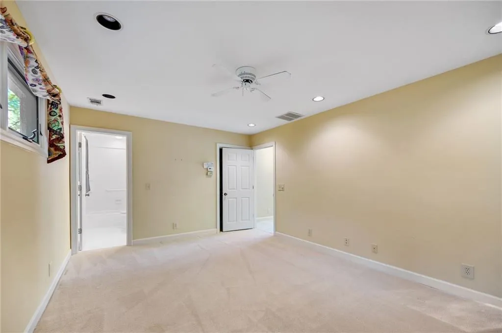 1010 Edgewater Drive, Sandy Springs, Georgia 30328, 4 Bedrooms Bedrooms, ,3 BathroomsBathrooms,Residential,Sold,1010 Edgewater Drive,7200686