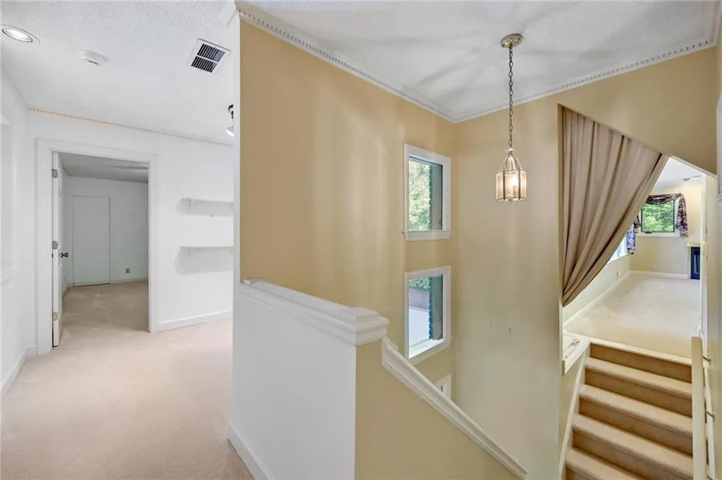 1010 Edgewater Drive, Sandy Springs, Georgia 30328, 4 Bedrooms Bedrooms, ,3 BathroomsBathrooms,Residential,Sold,1010 Edgewater Drive,7200686