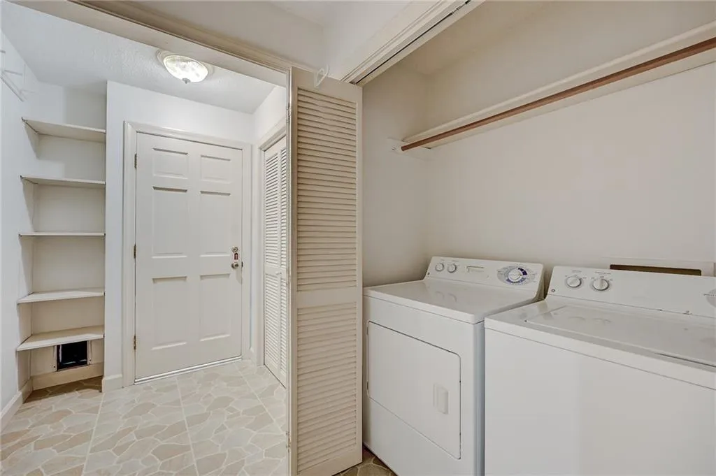 1010 Edgewater Drive, Sandy Springs, Georgia 30328, 4 Bedrooms Bedrooms, ,3 BathroomsBathrooms,Residential,Sold,1010 Edgewater Drive,7200686