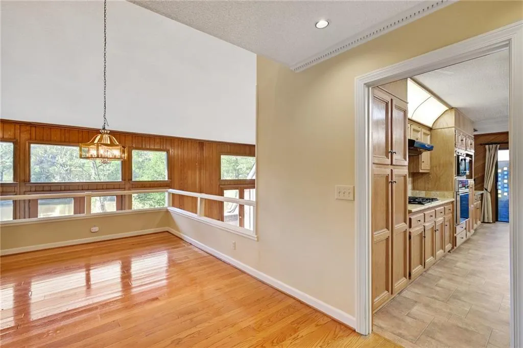 1010 Edgewater Drive, Sandy Springs, Georgia 30328, 4 Bedrooms Bedrooms, ,3 BathroomsBathrooms,Residential,Sold,1010 Edgewater Drive,7200686