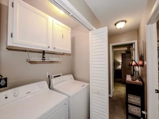 511 Barrington Hills Drive Unit 511, Sandy Springs, Georgia 30350, 2 Bedrooms Bedrooms, ,2 BathroomsBathrooms,Residential,Sold,511 Barrington Hills Drive Unit 511,5869858