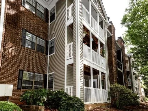 511 Barrington Hills Drive Unit 511, Sandy Springs, Georgia 30350, 2 Bedrooms Bedrooms, ,2 BathroomsBathrooms,Residential,Sold,511 Barrington Hills Drive Unit 511,5869858