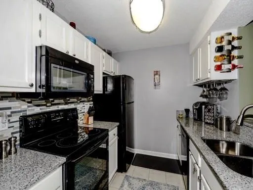 511 Barrington Hills Drive Unit 511, Sandy Springs, Georgia 30350, 2 Bedrooms Bedrooms, ,2 BathroomsBathrooms,Residential,Sold,511 Barrington Hills Drive Unit 511,5869858