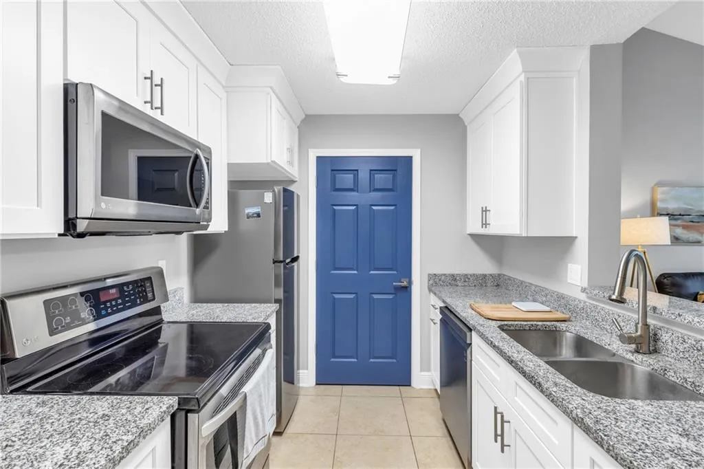 8303 Santa Fe Parkway, Atlanta, Georgia 30350, 2 Bedrooms Bedrooms, ,2 BathroomsBathrooms,Residential,Sold,8303 Santa Fe Parkway,7545692