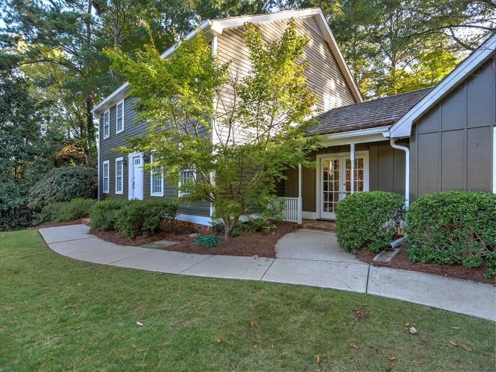 1200 N Harbor Court, Atlanta, Georgia 30328, 4 Bedrooms Bedrooms, ,3 BathroomsBathrooms,Residential,Sold,1200 N Harbor Court,6800860