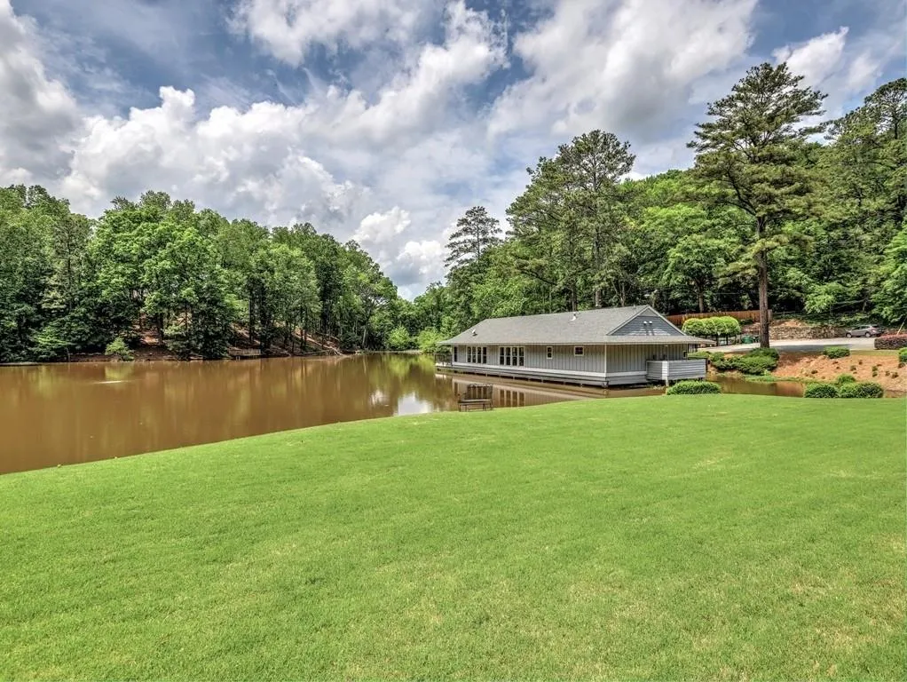 1200 N Harbor Court, Atlanta, Georgia 30328, 4 Bedrooms Bedrooms, ,3 BathroomsBathrooms,Residential,Sold,1200 N Harbor Court,6800860