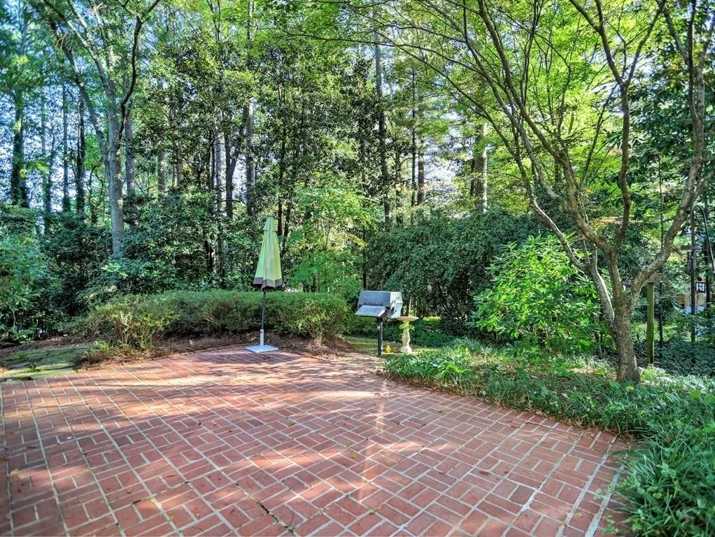 1200 N Harbor Court, Atlanta, Georgia 30328, 4 Bedrooms Bedrooms, ,3 BathroomsBathrooms,Residential,Sold,1200 N Harbor Court,6800860