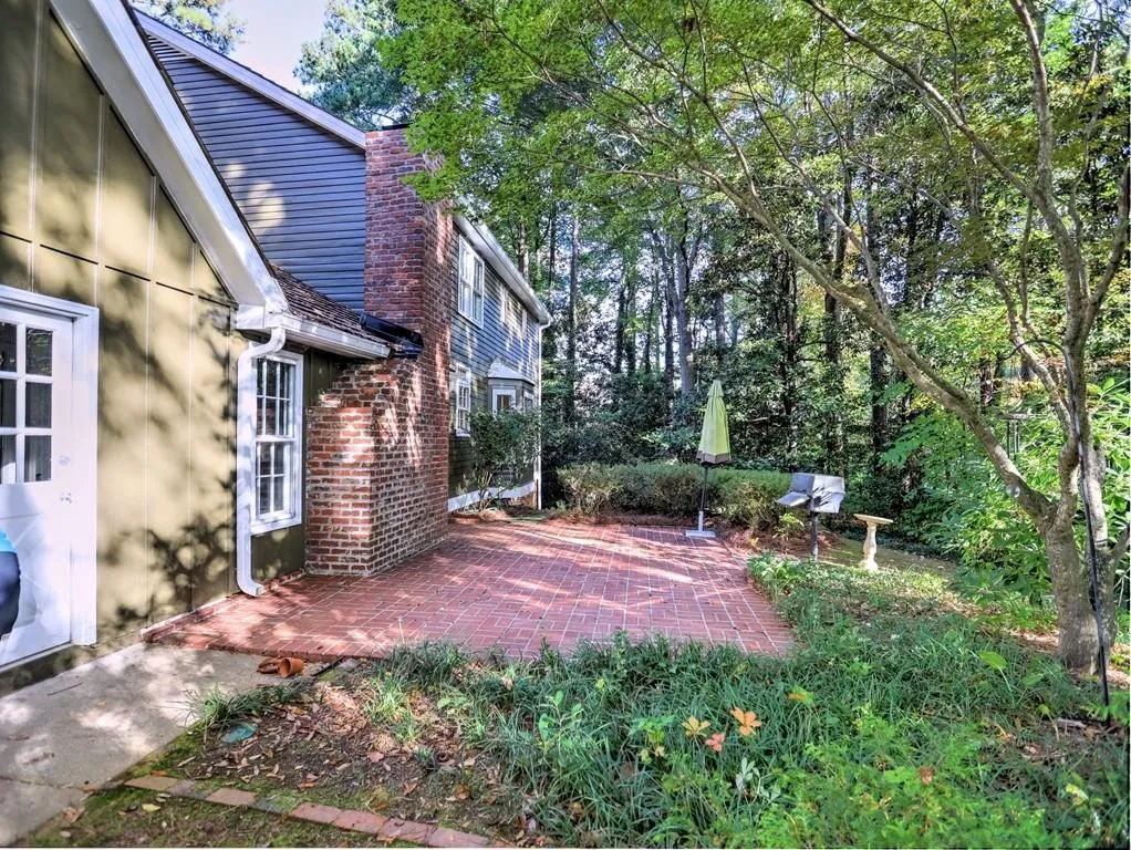 1200 N Harbor Court, Atlanta, Georgia 30328, 4 Bedrooms Bedrooms, ,3 BathroomsBathrooms,Residential,Sold,1200 N Harbor Court,6800860