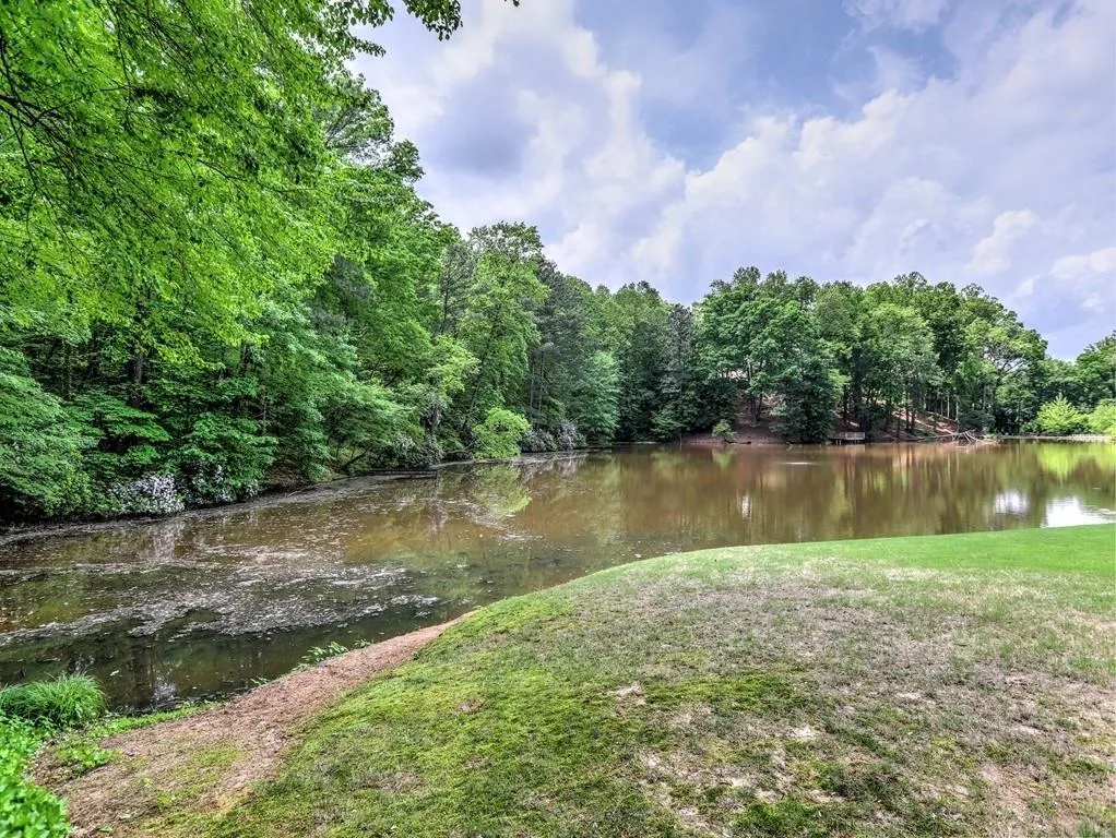 1200 N Harbor Court, Atlanta, Georgia 30328, 4 Bedrooms Bedrooms, ,3 BathroomsBathrooms,Residential,Sold,1200 N Harbor Court,6800860