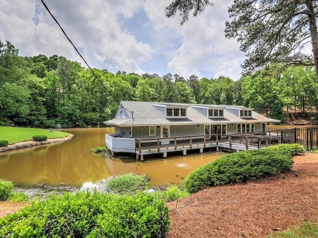 1200 N Harbor Court, Atlanta, Georgia 30328, 4 Bedrooms Bedrooms, ,3 BathroomsBathrooms,Residential,Sold,1200 N Harbor Court,6800860