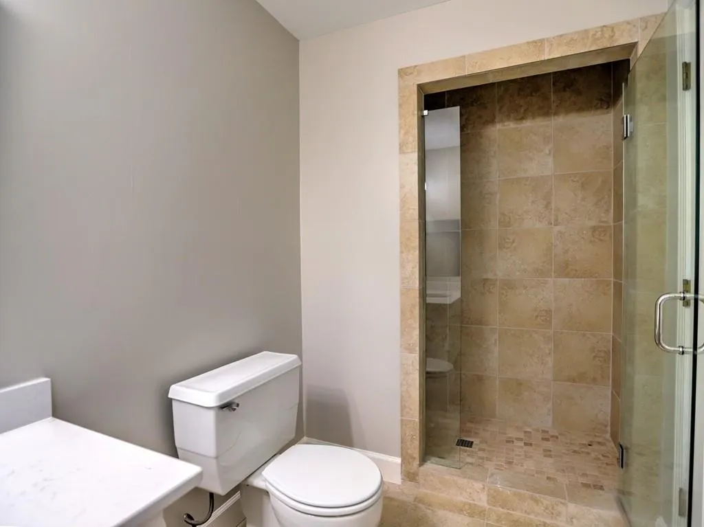 1200 N Harbor Court, Atlanta, Georgia 30328, 4 Bedrooms Bedrooms, ,3 BathroomsBathrooms,Residential,Sold,1200 N Harbor Court,6800860