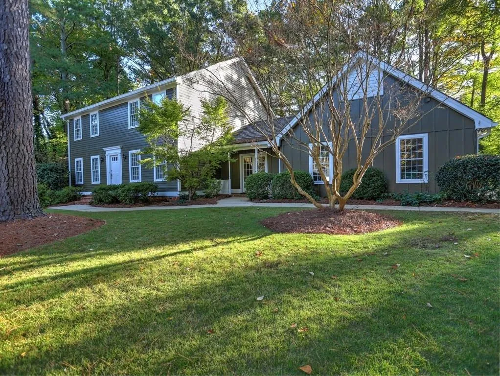 1200 N Harbor Court, Atlanta, Georgia 30328, 4 Bedrooms Bedrooms, ,3 BathroomsBathrooms,Residential,Sold,1200 N Harbor Court,6800860