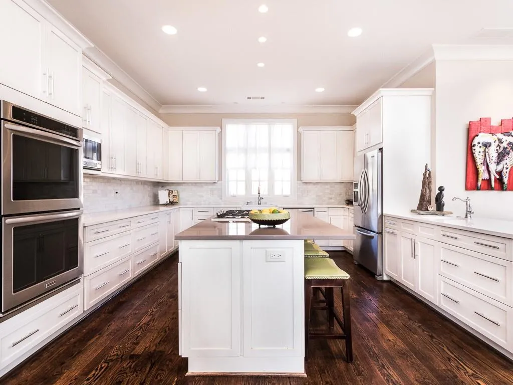 5375 High Point Manor, Atlanta, Georgia 30342, 3 Bedrooms Bedrooms, ,3 BathroomsBathrooms,Residential,Sold,5375 High Point Manor,5666657