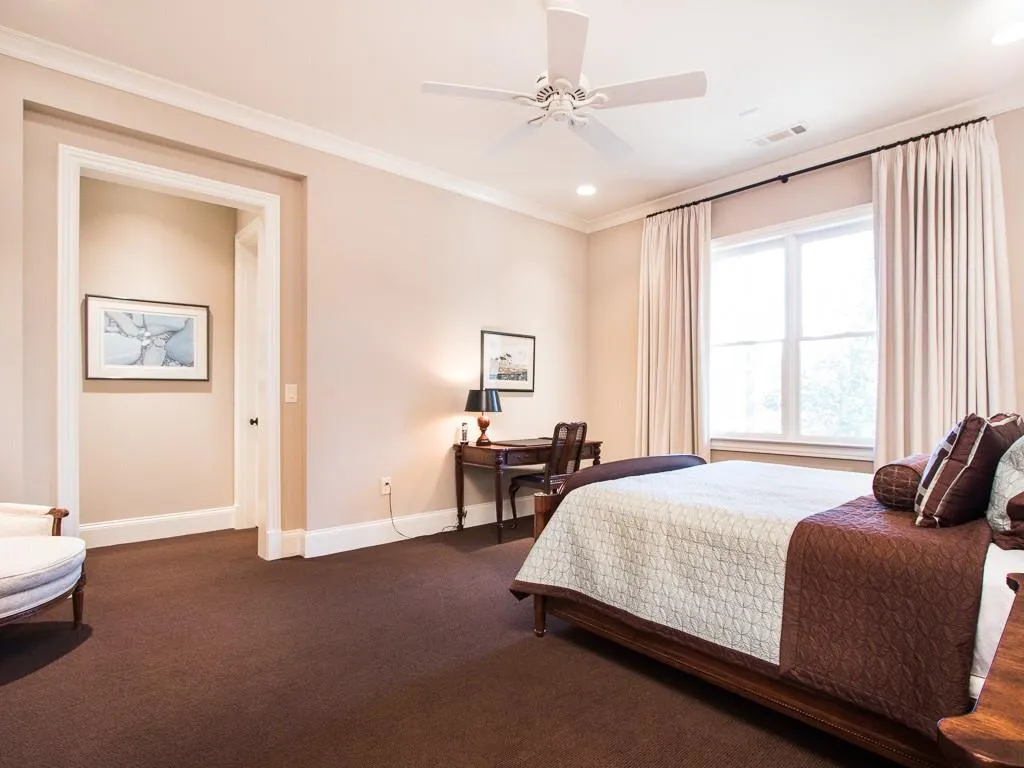 5375 High Point Manor, Atlanta, Georgia 30342, 3 Bedrooms Bedrooms, ,3 BathroomsBathrooms,Residential,Sold,5375 High Point Manor,5666657