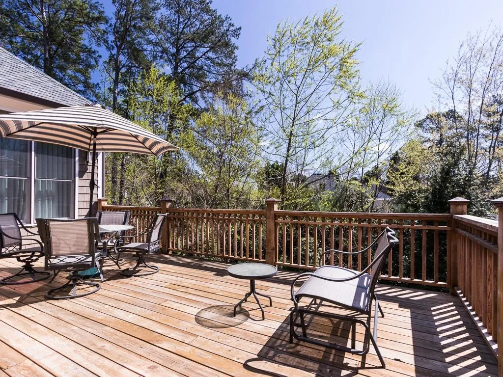 5375 High Point Manor, Atlanta, Georgia 30342, 3 Bedrooms Bedrooms, ,3 BathroomsBathrooms,Residential,Sold,5375 High Point Manor,5666657