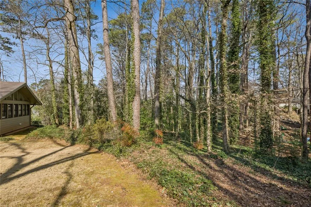 6375 River Overlook Drive Nw, Atlanta, Georgia 30328, 3 Bedrooms Bedrooms, ,4 BathroomsBathrooms,Residential,Sold,6375 River Overlook Drive Nw,7717913