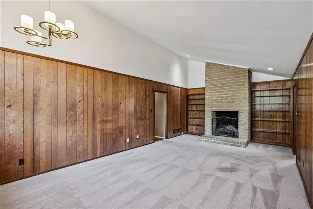 6375 River Overlook Drive Nw, Atlanta, Georgia 30328, 3 Bedrooms Bedrooms, ,4 BathroomsBathrooms,Residential,Sold,6375 River Overlook Drive Nw,7717913