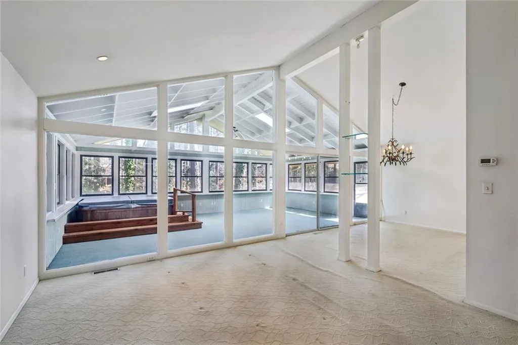 6375 River Overlook Drive Nw, Atlanta, Georgia 30328, 3 Bedrooms Bedrooms, ,4 BathroomsBathrooms,Residential,Sold,6375 River Overlook Drive Nw,7717913