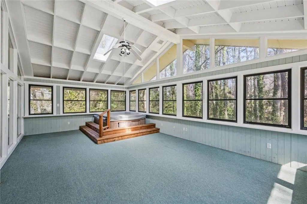 6375 River Overlook Drive Nw, Atlanta, Georgia 30328, 3 Bedrooms Bedrooms, ,4 BathroomsBathrooms,Residential,Sold,6375 River Overlook Drive Nw,7717913