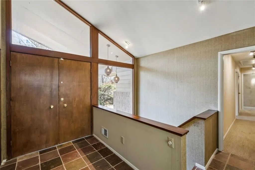 6375 River Overlook Drive Nw, Atlanta, Georgia 30328, 3 Bedrooms Bedrooms, ,4 BathroomsBathrooms,Residential,Sold,6375 River Overlook Drive Nw,7717913