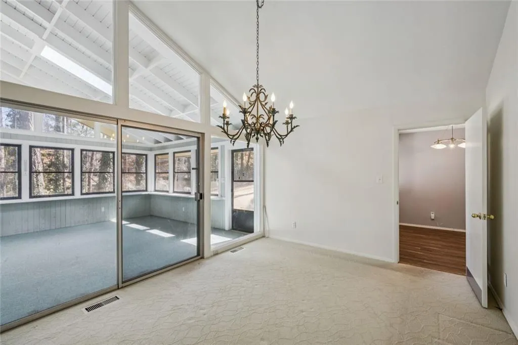 6375 River Overlook Drive Nw, Atlanta, Georgia 30328, 3 Bedrooms Bedrooms, ,4 BathroomsBathrooms,Residential,Sold,6375 River Overlook Drive Nw,7717913