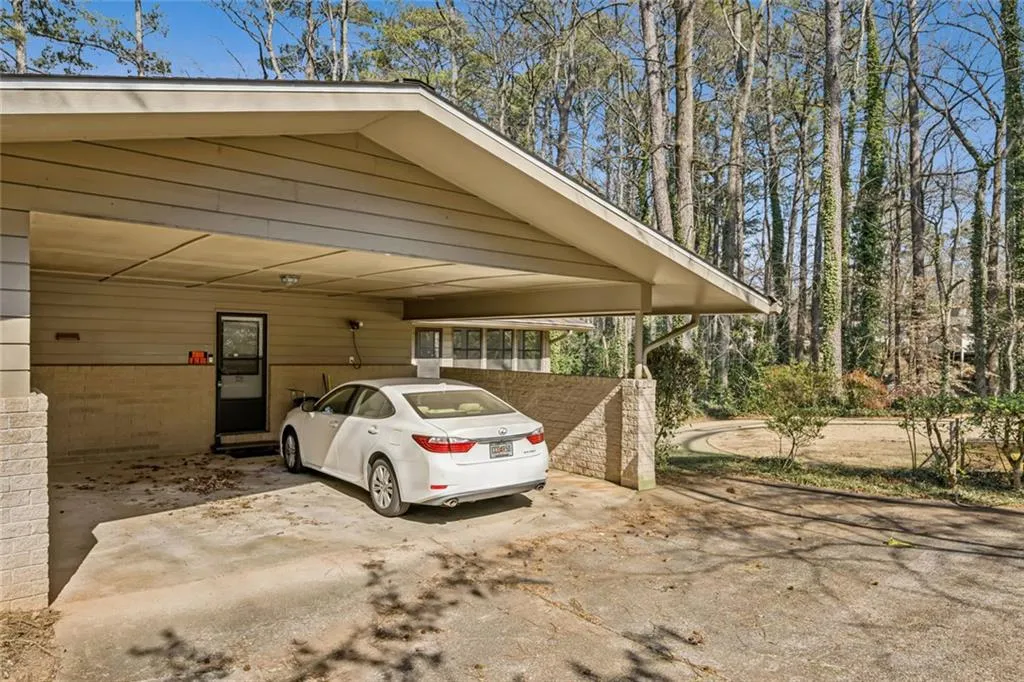 6375 River Overlook Drive Nw, Atlanta, Georgia 30328, 3 Bedrooms Bedrooms, ,4 BathroomsBathrooms,Residential,Sold,6375 River Overlook Drive Nw,7717913