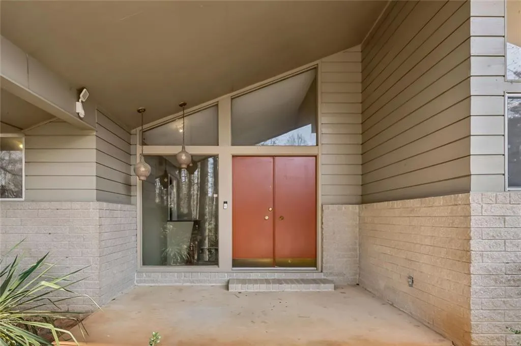 6375 River Overlook Drive Nw, Atlanta, Georgia 30328, 3 Bedrooms Bedrooms, ,4 BathroomsBathrooms,Residential,Sold,6375 River Overlook Drive Nw,7717913