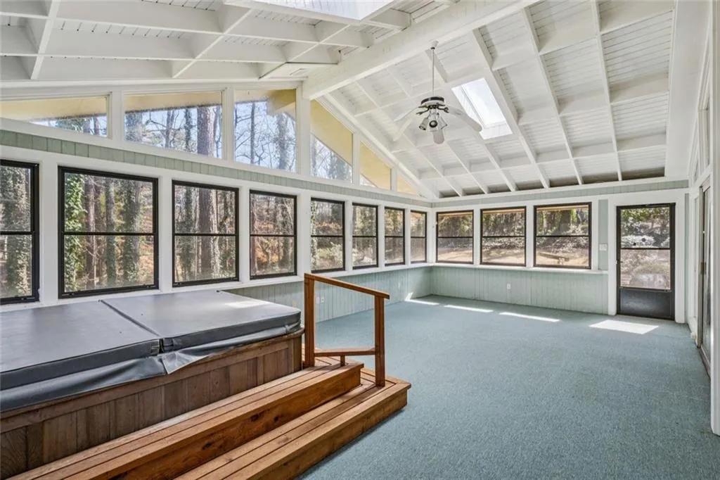 6375 River Overlook Drive Nw, Atlanta, Georgia 30328, 3 Bedrooms Bedrooms, ,4 BathroomsBathrooms,Residential,Sold,6375 River Overlook Drive Nw,7717913