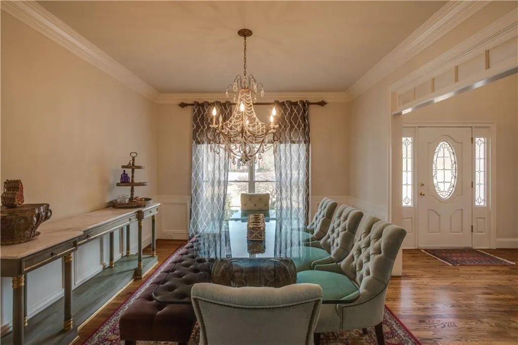 285 Lackland Court, Sandy Springs, Georgia 30350, 5 Bedrooms Bedrooms, ,4 BathroomsBathrooms,Residential,Sold,285 Lackland Court,5970320