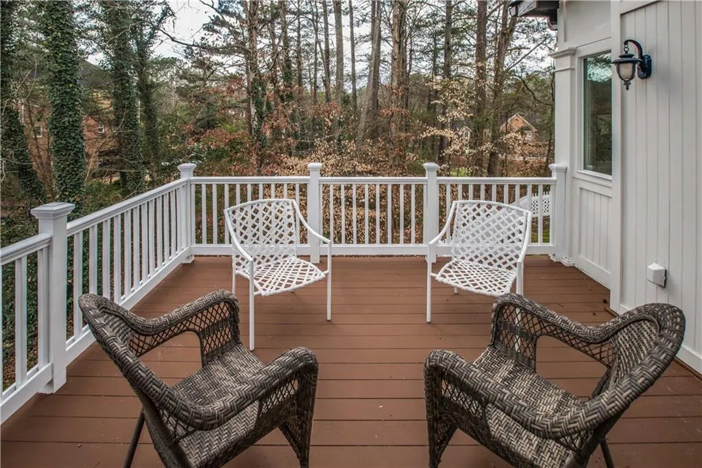 285 Lackland Court, Sandy Springs, Georgia 30350, 5 Bedrooms Bedrooms, ,4 BathroomsBathrooms,Residential,Sold,285 Lackland Court,5970320