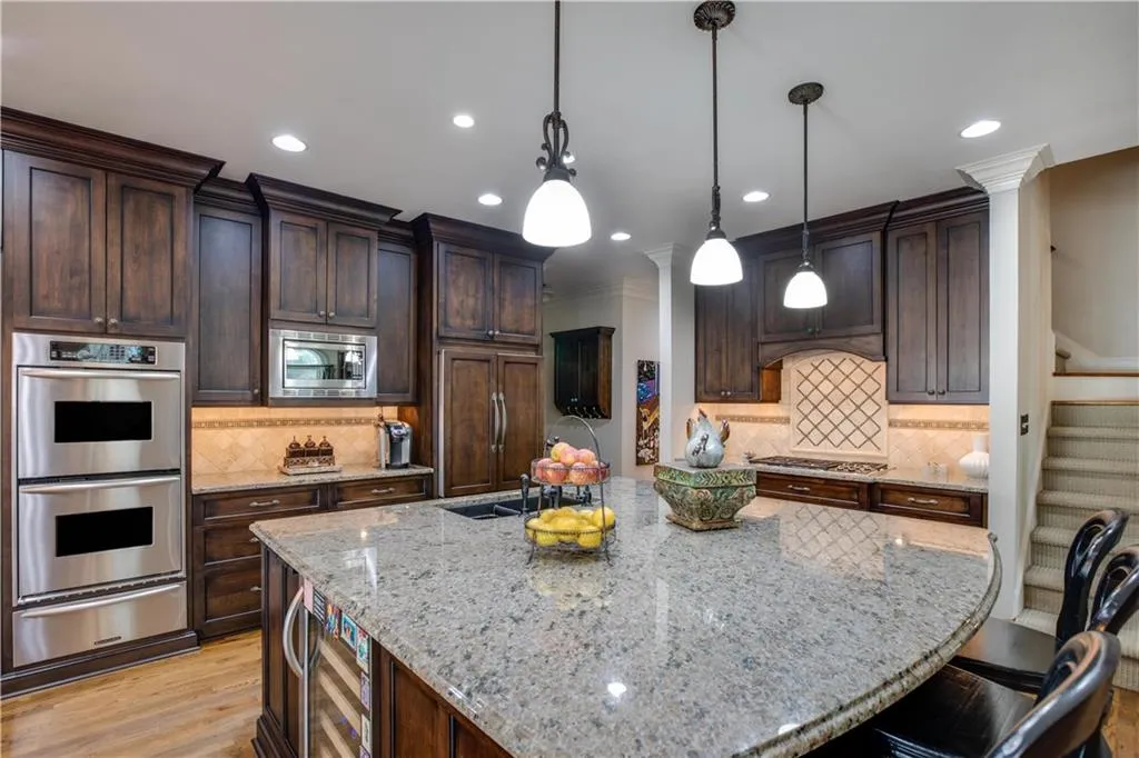285 Lackland Court, Sandy Springs, Georgia 30350, 5 Bedrooms Bedrooms, ,4 BathroomsBathrooms,Residential,Sold,285 Lackland Court,5970320