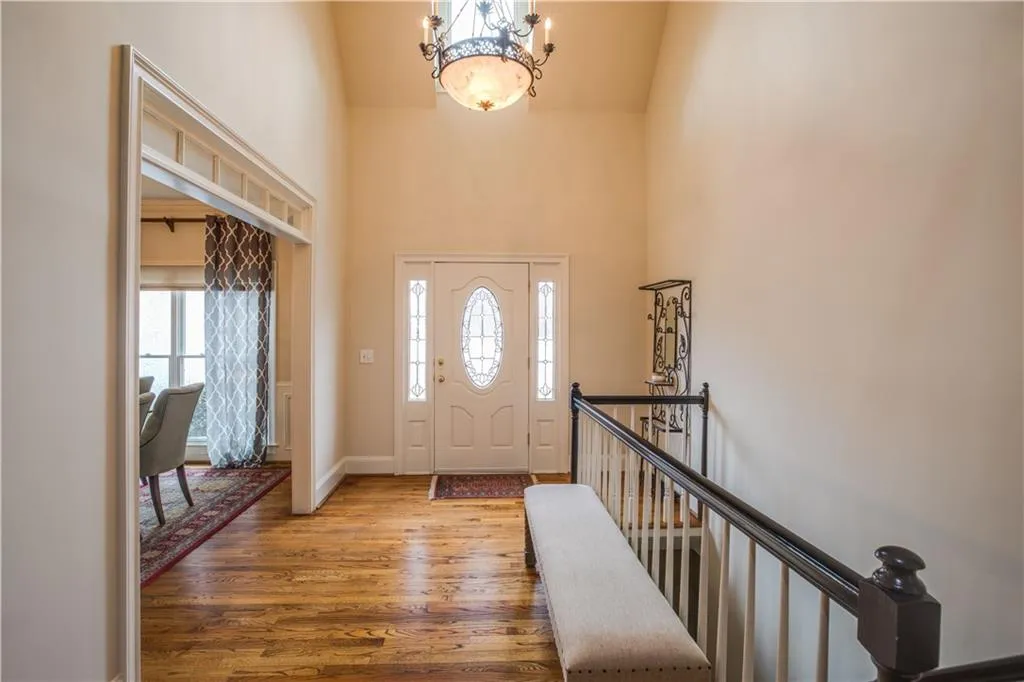 285 Lackland Court, Sandy Springs, Georgia 30350, 5 Bedrooms Bedrooms, ,4 BathroomsBathrooms,Residential,Sold,285 Lackland Court,5970320