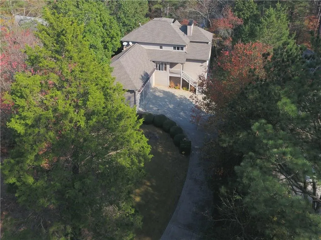 4104 Brookview Drive Se, Atlanta, Georgia 30339, 5 Bedrooms Bedrooms, ,3 BathroomsBathrooms,Residential,Sold,4104 Brookview Drive Se,5939654