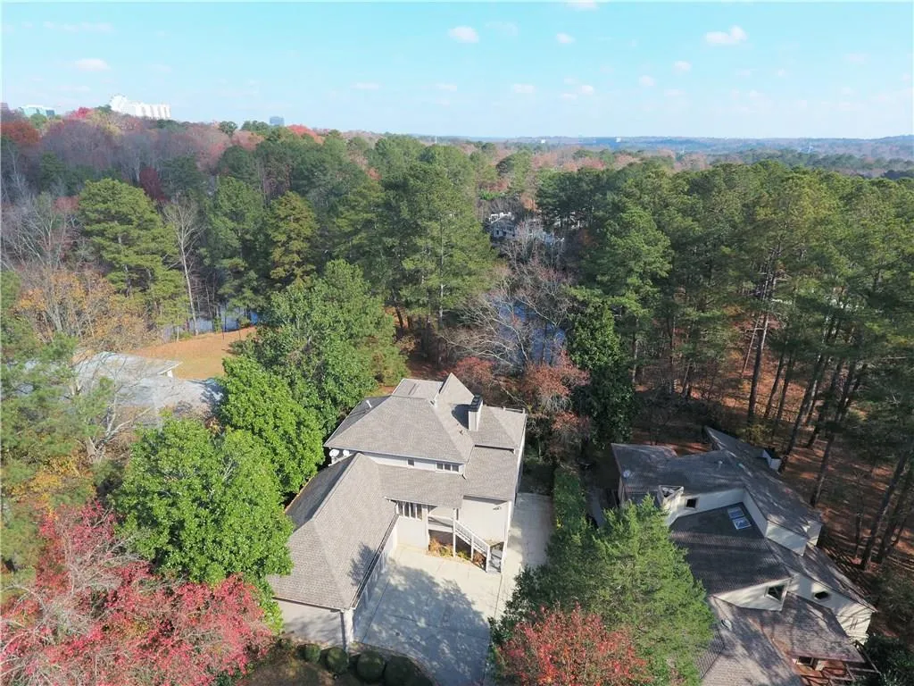 4104 Brookview Drive Se, Atlanta, Georgia 30339, 5 Bedrooms Bedrooms, ,3 BathroomsBathrooms,Residential,Sold,4104 Brookview Drive Se,5939654