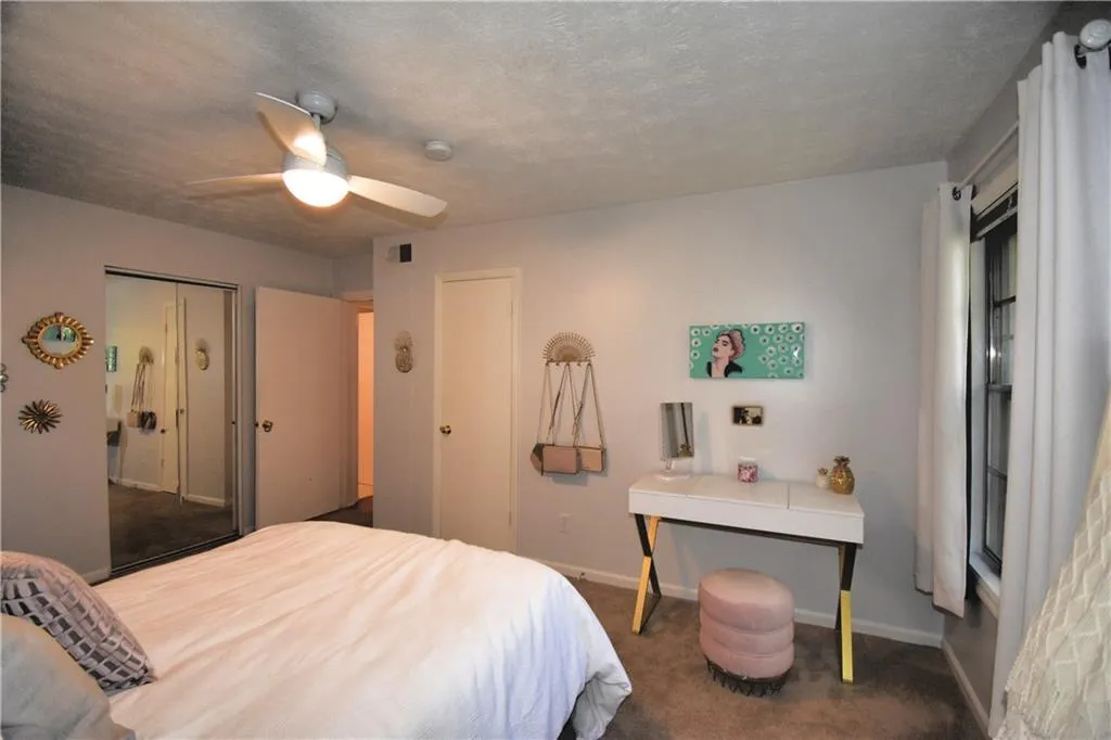 725 Dalrymple Road Unit 1c, Sandy Springs, Georgia 30328, 2 Bedrooms Bedrooms, ,2 BathroomsBathrooms,Residential,Sold,725 Dalrymple Road Unit 1c,6808759