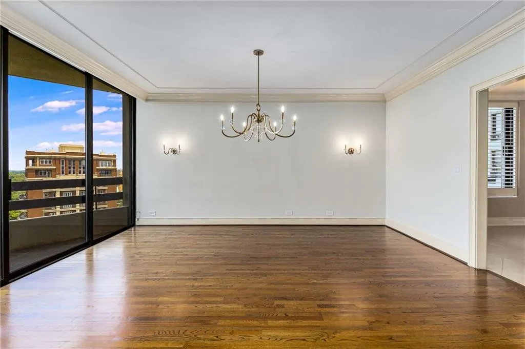 2660 Peachtree Road Nw Unit 20d, Atlanta, Georgia 30305, 4 Bedrooms Bedrooms, ,3 BathroomsBathrooms,Residential,For Sale,2660 Peachtree Road Nw Unit 20d,7612697