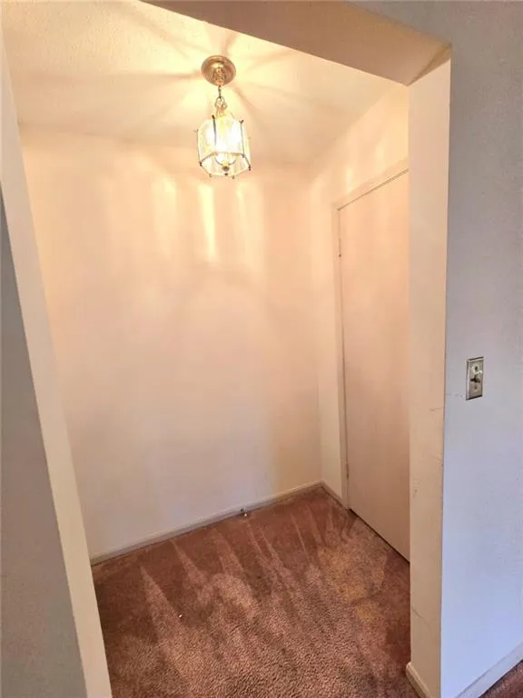 6851 Roswell Road Ne Unit I13, Sandy Springs, Georgia 30328, 3 Bedrooms Bedrooms, ,2 BathroomsBathrooms,Residential,For Sale,6851 Roswell Road Ne Unit I13,7703767