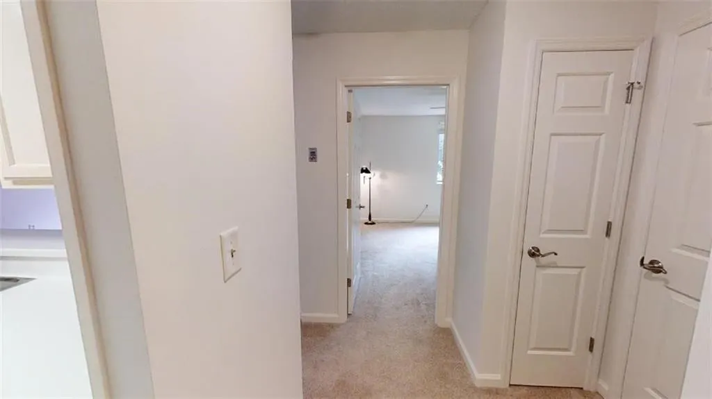 300 Johnson Ferry Road Ne Unit A203, Sandy Springs, Georgia 30328, 2 Bedrooms Bedrooms, ,2 BathroomsBathrooms,Residential,Sold,300 Johnson Ferry Road Ne Unit A203,7234000