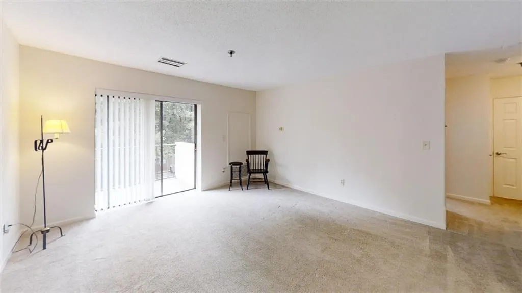 300 Johnson Ferry Road Ne Unit A203, Sandy Springs, Georgia 30328, 2 Bedrooms Bedrooms, ,2 BathroomsBathrooms,Residential,Sold,300 Johnson Ferry Road Ne Unit A203,7234000