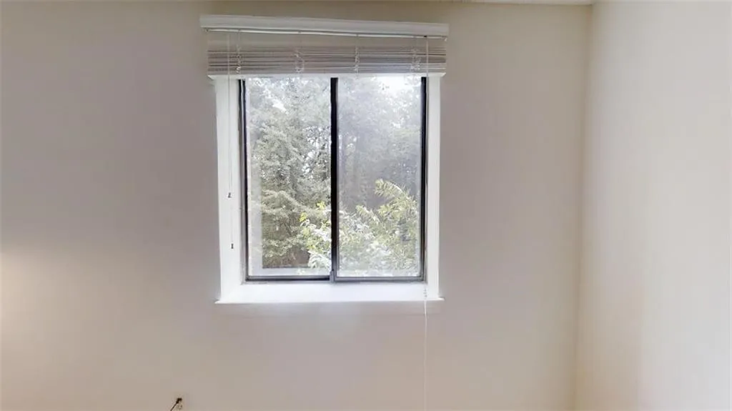 300 Johnson Ferry Road Ne Unit A203, Sandy Springs, Georgia 30328, 2 Bedrooms Bedrooms, ,2 BathroomsBathrooms,Residential,Sold,300 Johnson Ferry Road Ne Unit A203,7234000