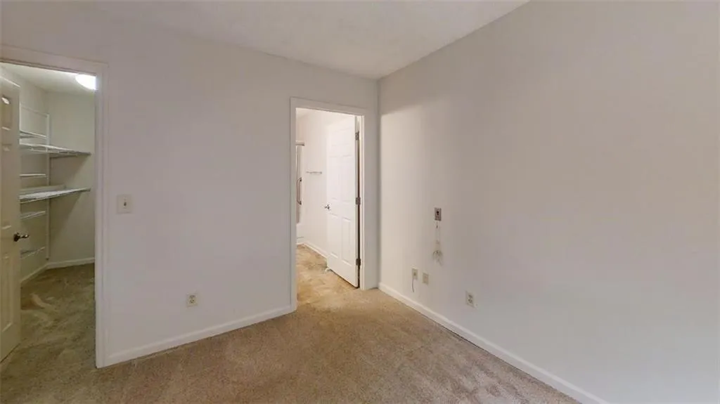 300 Johnson Ferry Road Ne Unit A203, Sandy Springs, Georgia 30328, 2 Bedrooms Bedrooms, ,2 BathroomsBathrooms,Residential,Sold,300 Johnson Ferry Road Ne Unit A203,7234000