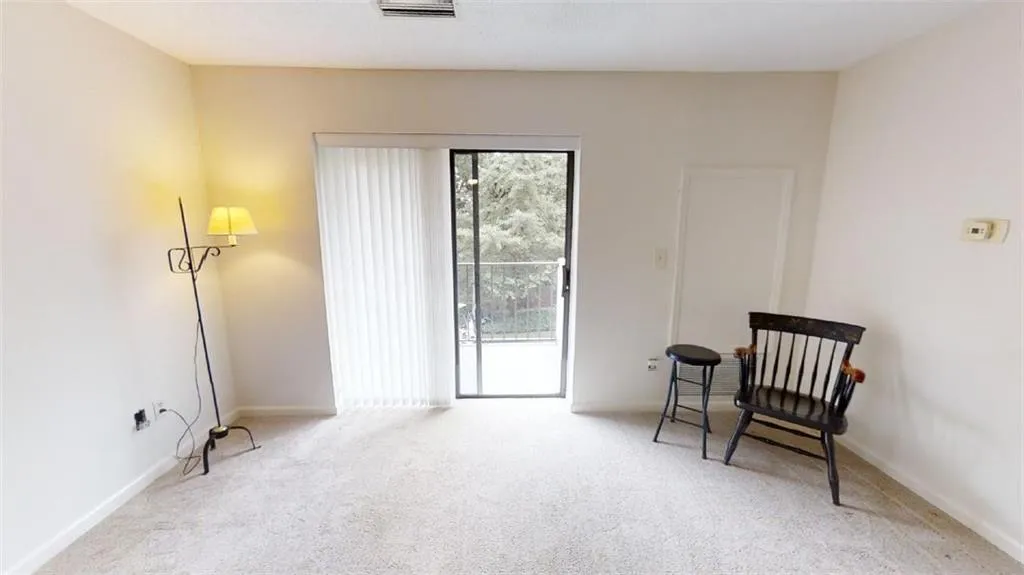 300 Johnson Ferry Road Ne Unit A203, Sandy Springs, Georgia 30328, 2 Bedrooms Bedrooms, ,2 BathroomsBathrooms,Residential,Sold,300 Johnson Ferry Road Ne Unit A203,7234000