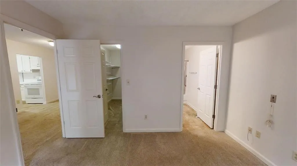300 Johnson Ferry Road Ne Unit A203, Sandy Springs, Georgia 30328, 2 Bedrooms Bedrooms, ,2 BathroomsBathrooms,Residential,Sold,300 Johnson Ferry Road Ne Unit A203,7234000