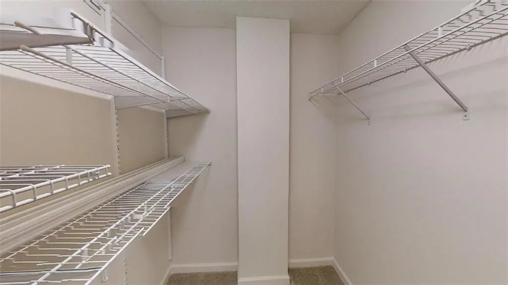 300 Johnson Ferry Road Ne Unit A203, Sandy Springs, Georgia 30328, 2 Bedrooms Bedrooms, ,2 BathroomsBathrooms,Residential,Sold,300 Johnson Ferry Road Ne Unit A203,7234000