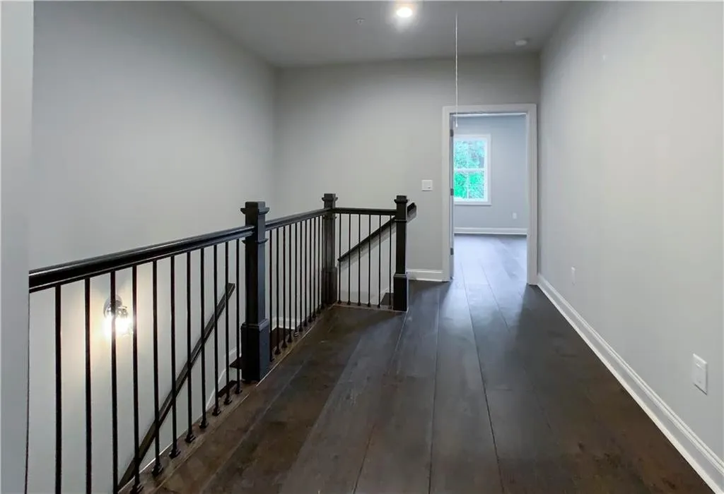 8011 Linfield Way, Sandy Springs, Georgia 30350, 3 Bedrooms Bedrooms, ,3 BathroomsBathrooms,Residential,Sold,8011 Linfield Way,6728098