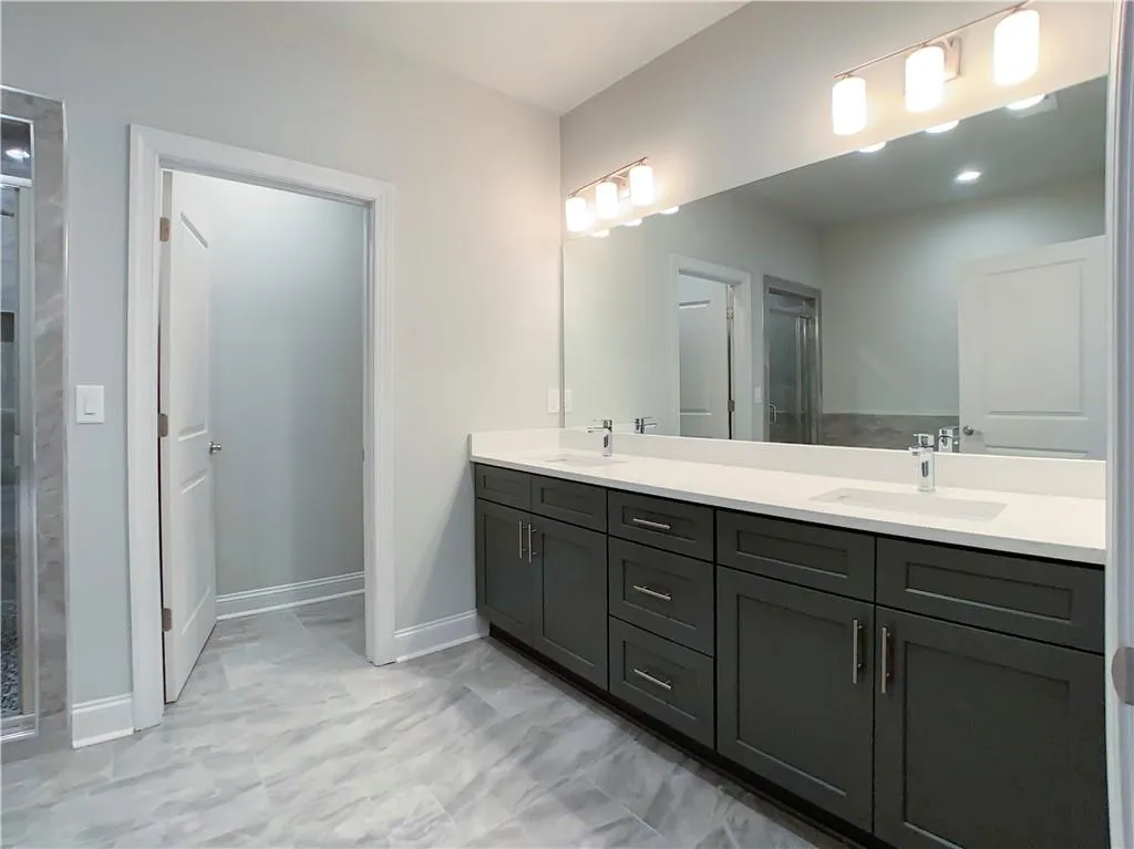8011 Linfield Way, Sandy Springs, Georgia 30350, 3 Bedrooms Bedrooms, ,3 BathroomsBathrooms,Residential,Sold,8011 Linfield Way,6728098